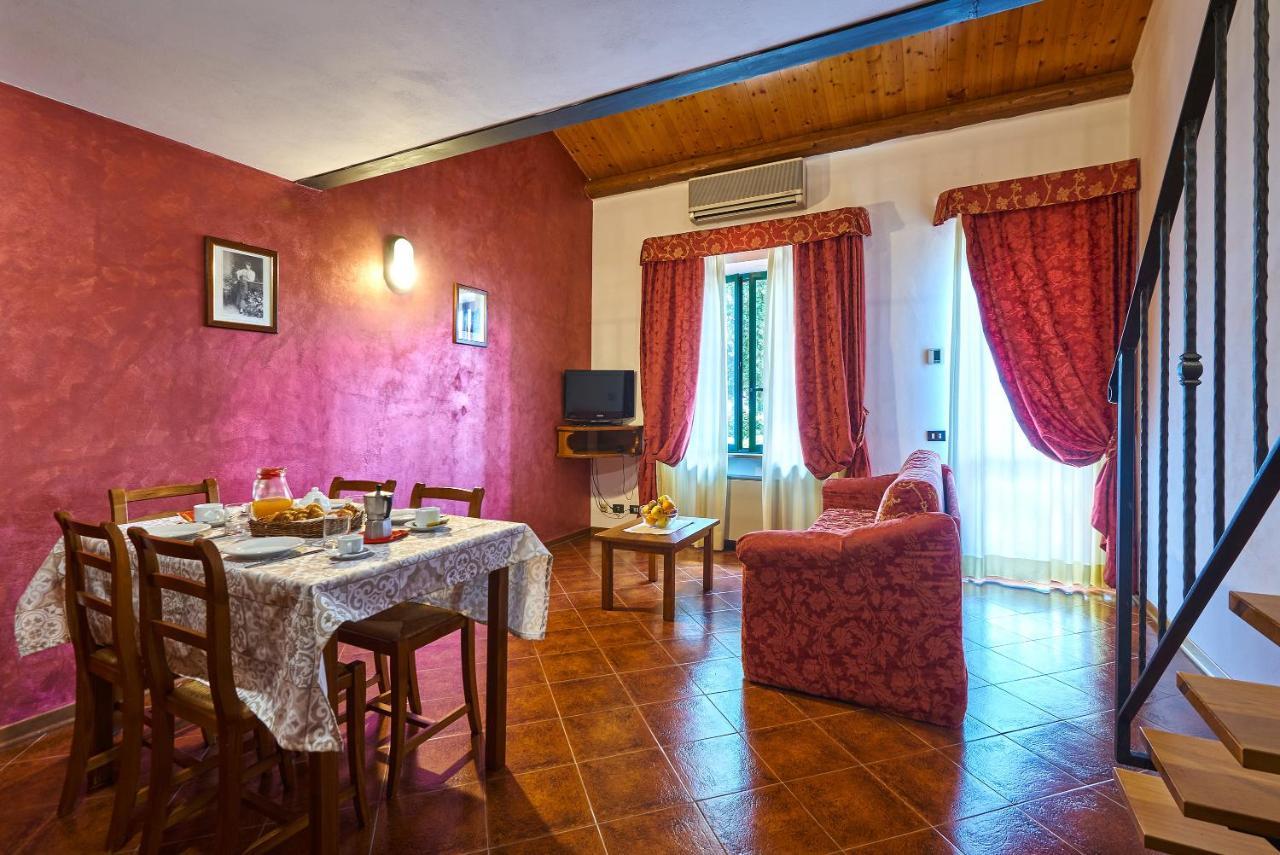 Casanova - Family Apartments Residence Сан-Куйрико-д'Орча Экстерьер фото